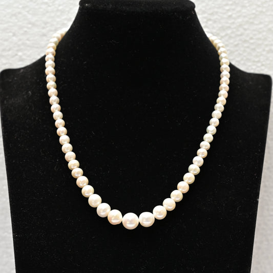 One Row white pearl set