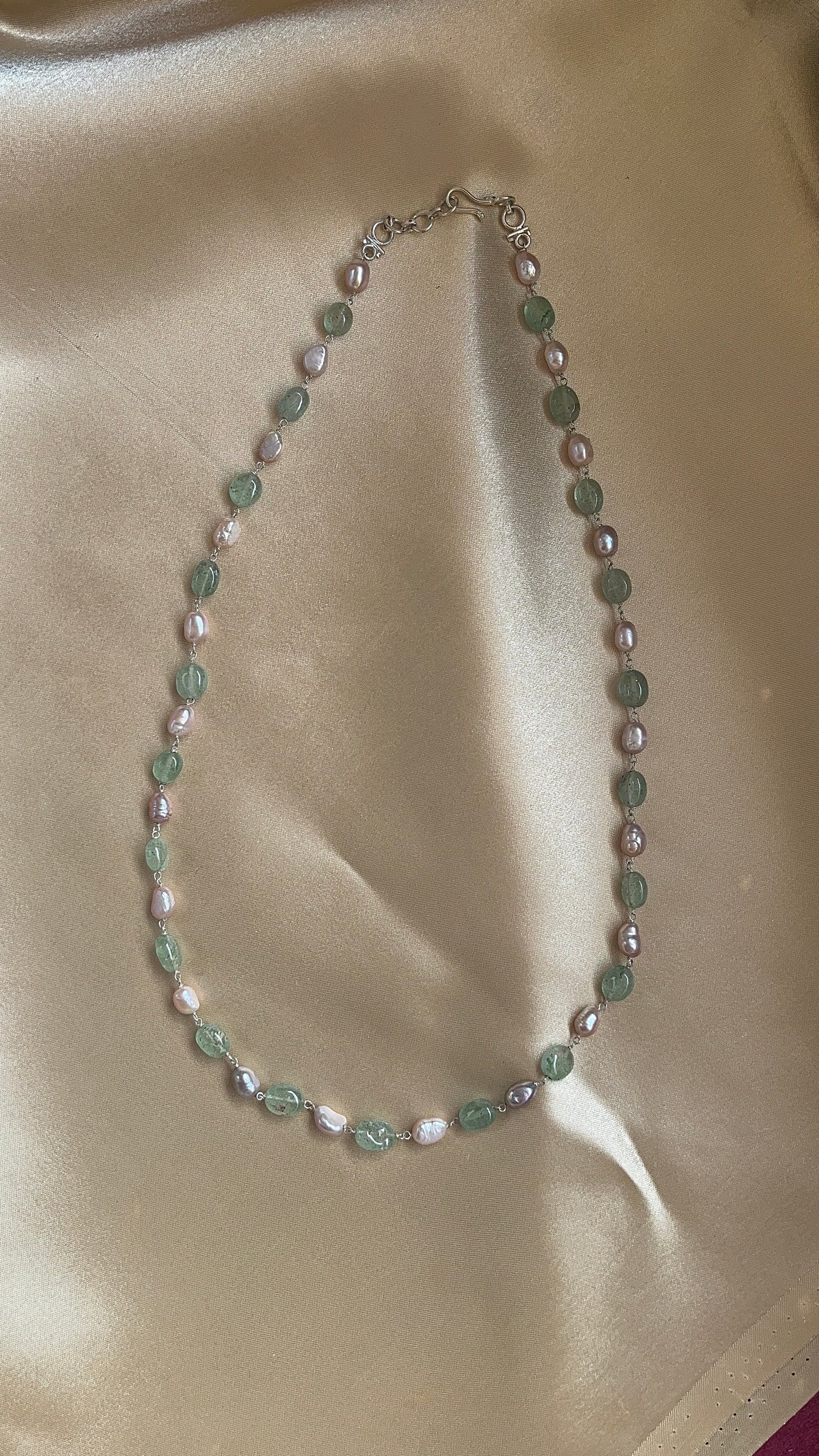 Emerald pearl  SIlver Chain