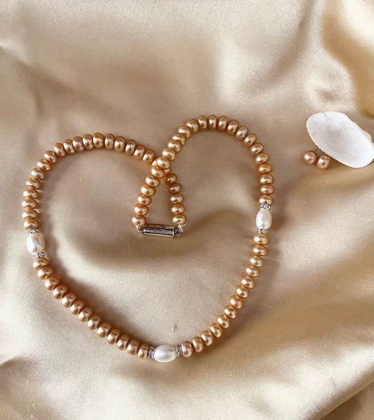 Pastel Pearl necklace