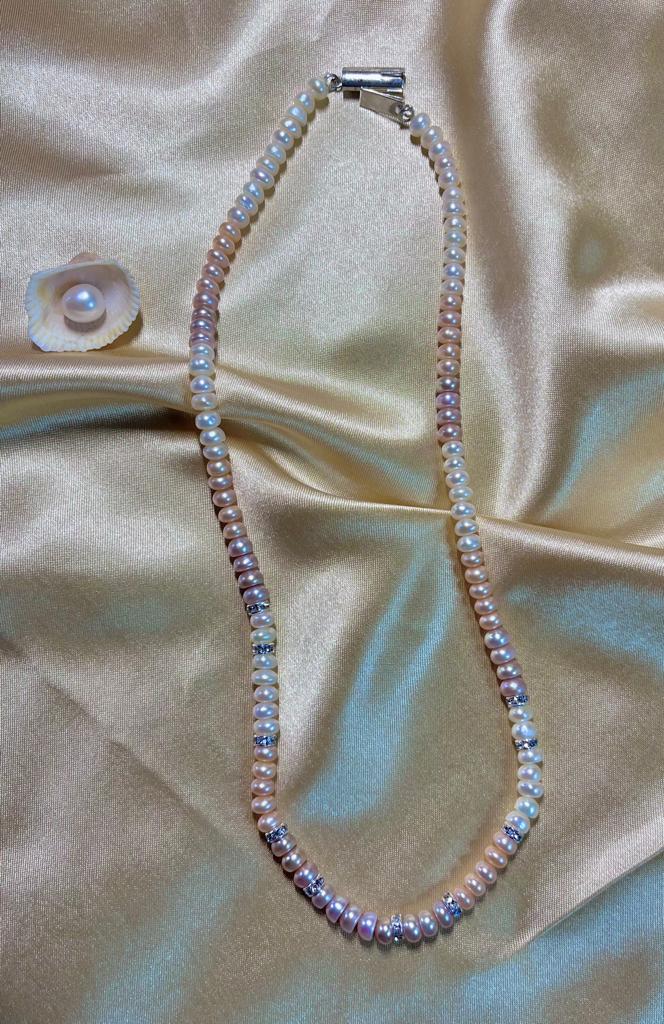 Luxurious Pastel Pearl String