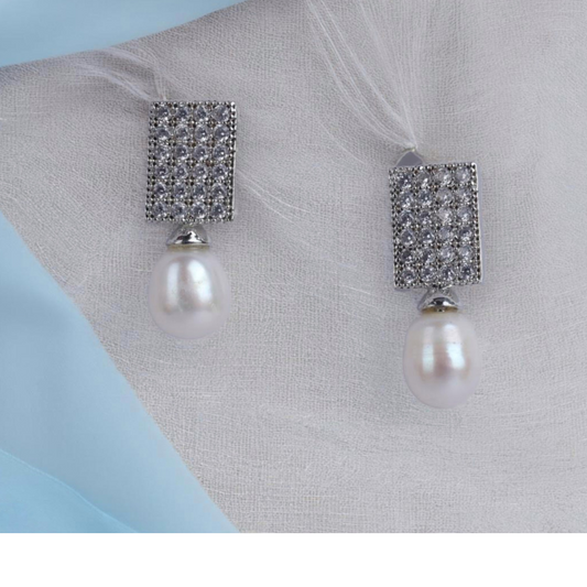 Diamond Mist Pearl Earrings
